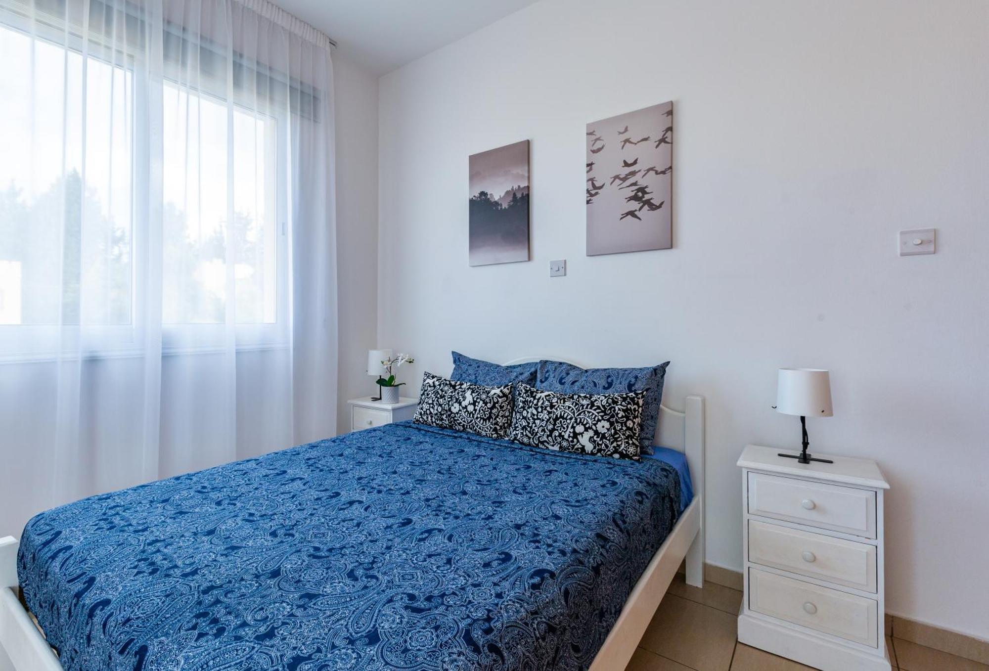 Beautiful 2 Bed Apartment In Paphos Cyprus Exterior photo